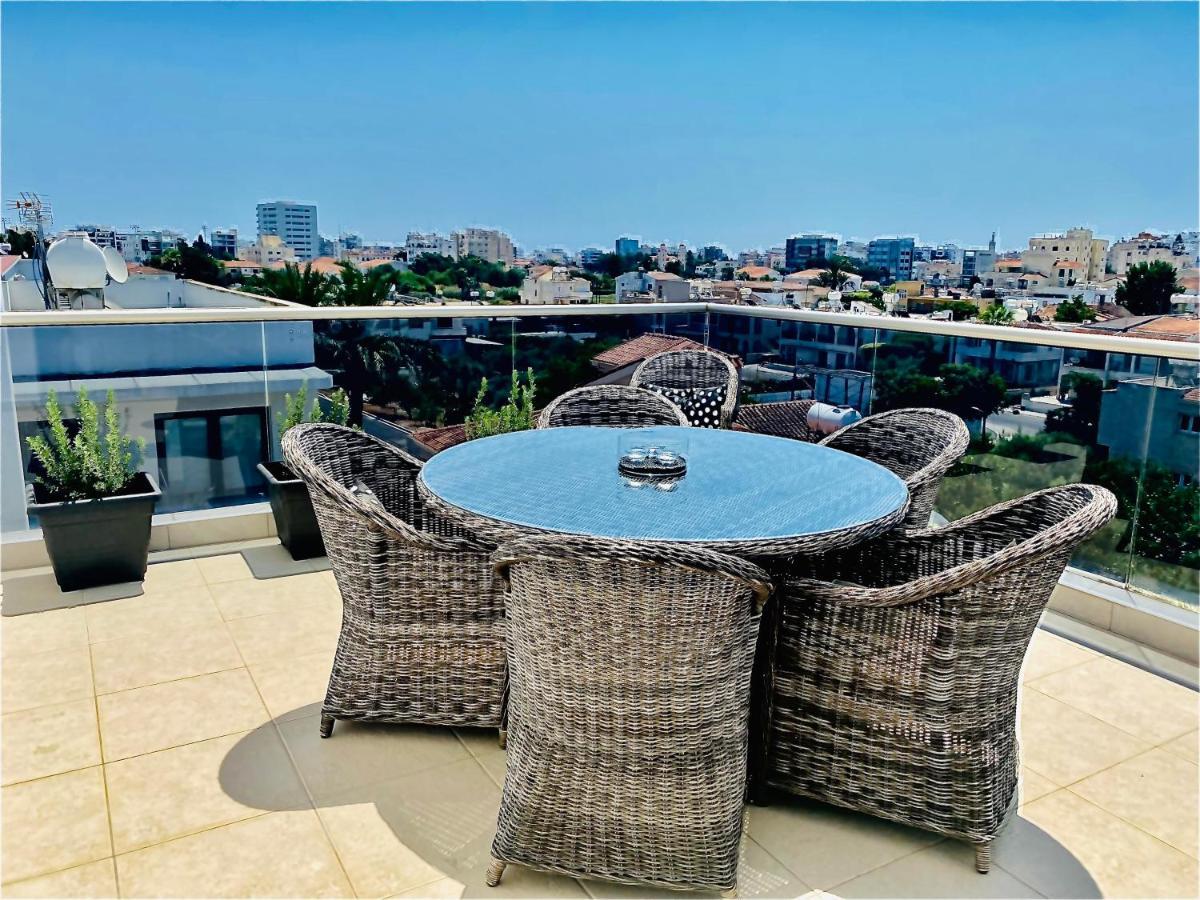 The Penthouse 401 Daire Larnaca Dış mekan fotoğraf