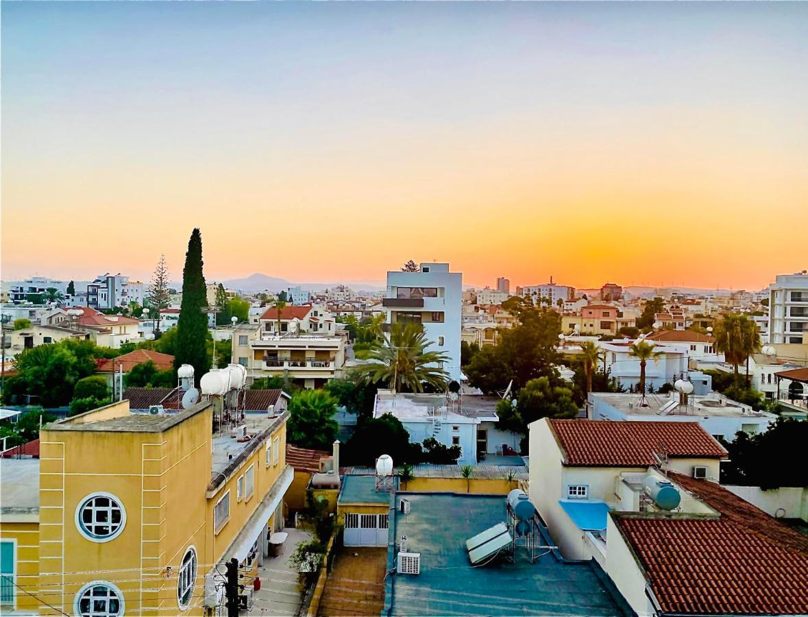 The Penthouse 401 Daire Larnaca Dış mekan fotoğraf